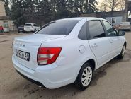 LADA Granta Sedan 1