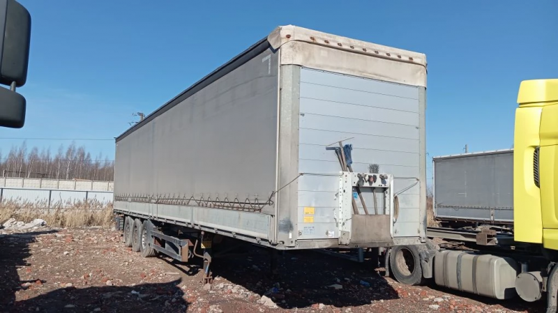 Полуприцеп шторно-бортовой Schmitz Cargobull SCS 24