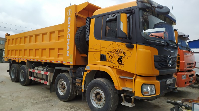 Самосвал Shacman SX33186T(X3000)