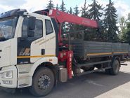 Бортовой грузовик FAW J6 с КМУ Horyong 3 Бортовой грузовик FAW J6 с КМУ Horyong 3