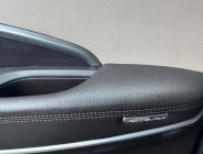 Hyundai Grand Santa Fe 2.2 CRDI AT 4WD Premium 7 seats 11