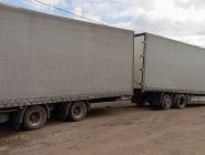 Грузовик тентованный Mercedes Actros 2541 с прицепом Krone 1 Грузовик тентованный Mercedes Actros 2541 с прицепом Krone 1