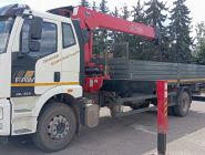 Бортовой грузовик FAW J6 с КМУ Horyong 12 Бортовой грузовик FAW J6 с КМУ Horyong 12